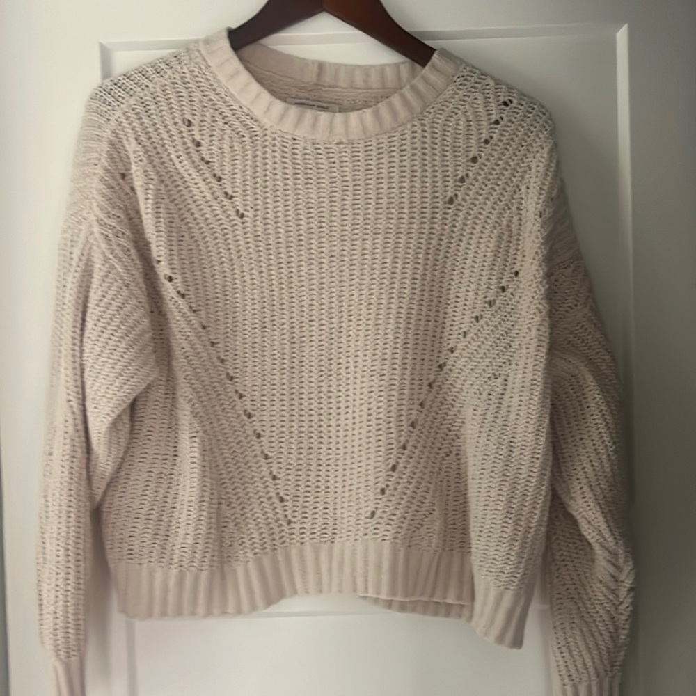 American Eagle off white - tan sweater size M